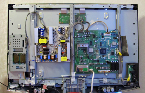Аккуратная разборка ЖК телевизора